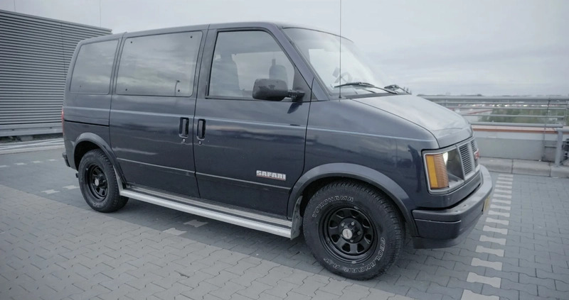 GMC Safari cena 37700 przebieg: 140000, rok produkcji 1987 z Frampol małe 781